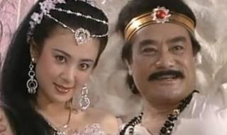 为什么妲己第一个封神
