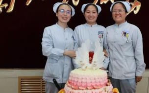 护士节蛋糕祝福语简短 护士节蛋糕图片大全集