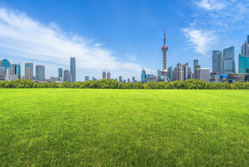描写放学路上的风景的一段话 放学路上的景色三年级